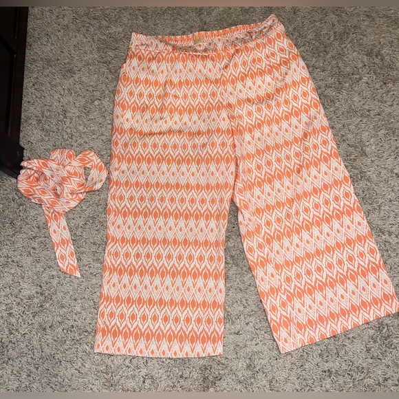 Ladies orange and white wide leg cropped pants with matching belt - Picture 1 of 3